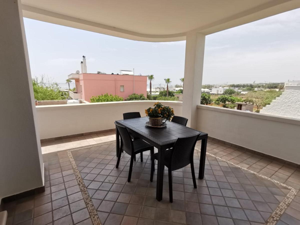 Apartamento Casa Tramonto Vista Mare Marina Di Pescoluse Exterior foto